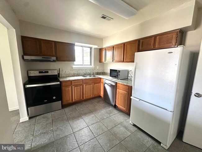 128 Kirkbride Rd in Voorhees Township, NJ - Building Photo - Building Photo