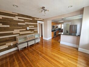 95 Wilmington Ave in Boston, MA - Building Photo - Building Photo