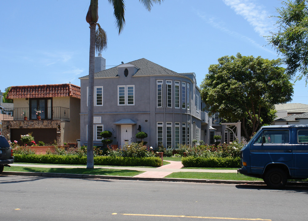 721 D Ave in Coronado, CA - Building Photo