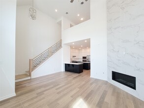 19730 Riverbed Ln in Cypress, TX - Building Photo - Building Photo