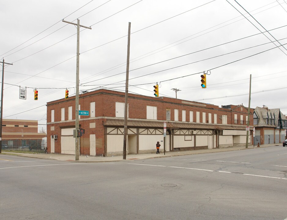 1537-1553 N 4th St in Columbus, OH - Building Photo