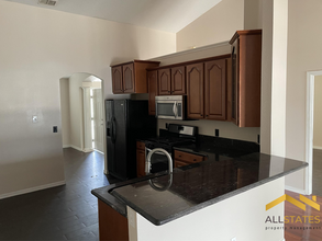 131 Via Del Sol Dr in Davenport, FL - Building Photo - Building Photo