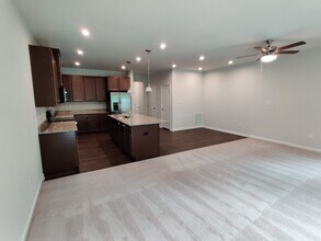 12736 Prestonfield Dr in Chester, VA - Building Photo - Building Photo