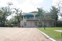 120 NE 1st Ave in Delray Beach, FL - Foto de edificio - Building Photo