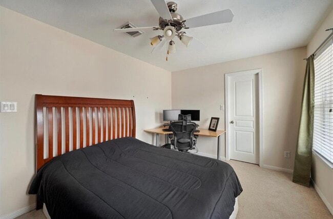 property at 2646 Couch St