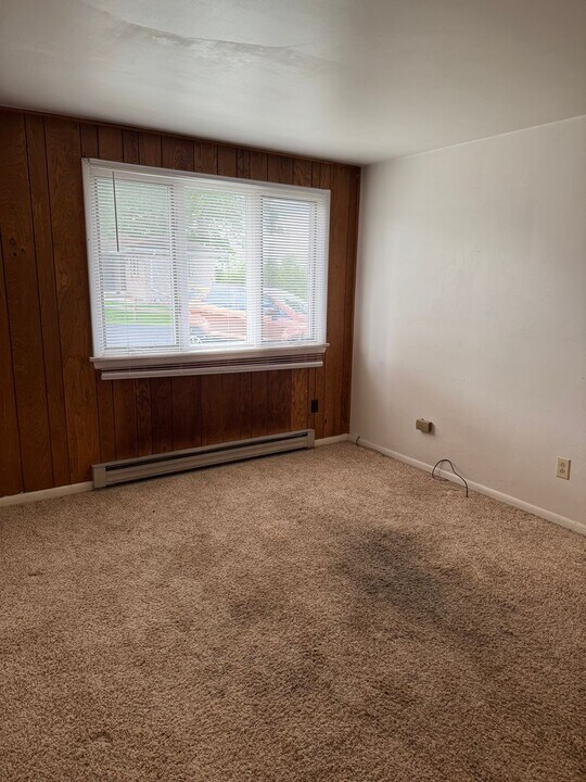 3 Lunar Ln in Coraopolis, PA - Building Photo