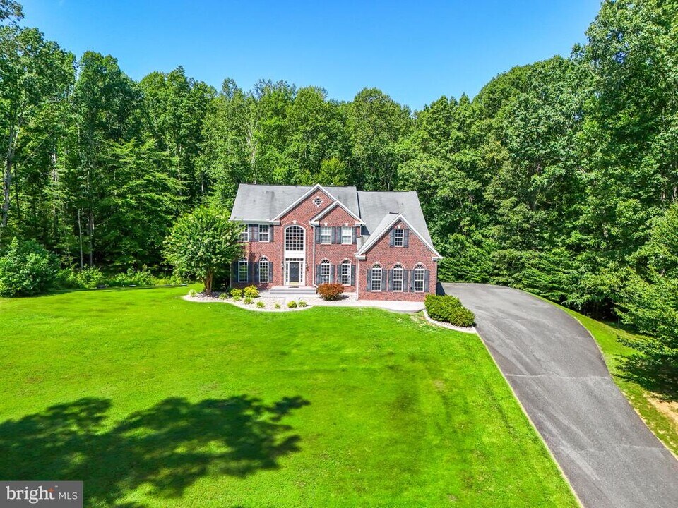47 Ridings Ln in Stafford, VA - Building Photo