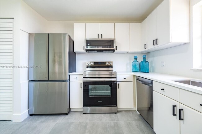 property at 604 Laconia Cir