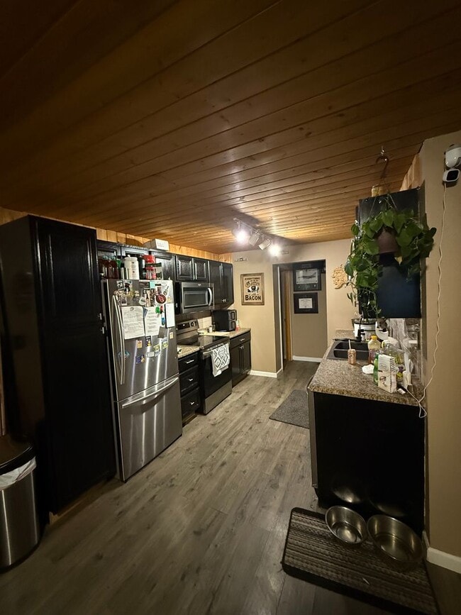 1189 Aztec Rd in North Pole, AK - Building Photo - Building Photo