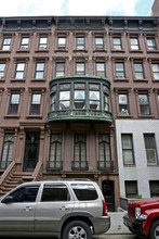 49 W 71st St in New York, NY - Building Photo - Building Photo