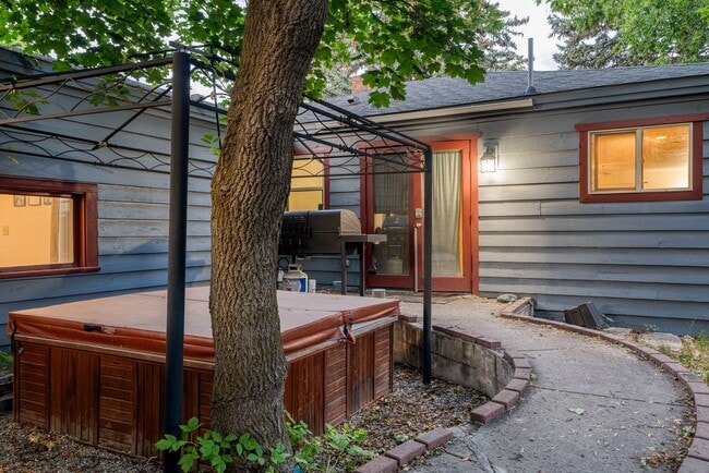 property at 430 S Meridian Rd