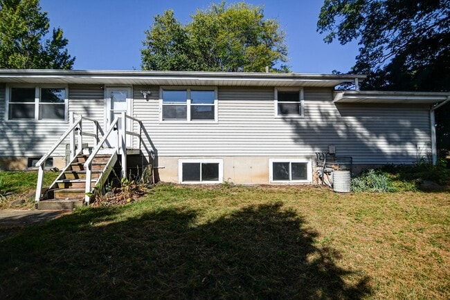 6715-6717 Century Ave in Middleton, WI - Building Photo - Building Photo