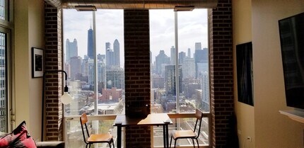 720 N Larrabee St, Unit 1602 in Chicago, IL - Building Photo - Building Photo