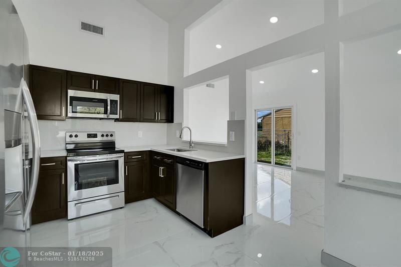 23417 Liberty Bell Terrace in Boca Raton, FL - Building Photo