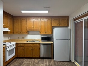 218 Edith Way in Daleville, AL - Building Photo - Building Photo
