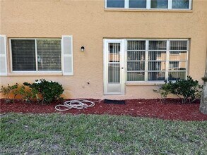 4031 Ice Castle Way, Unit 3303 in Naples, FL - Foto de edificio - Building Photo