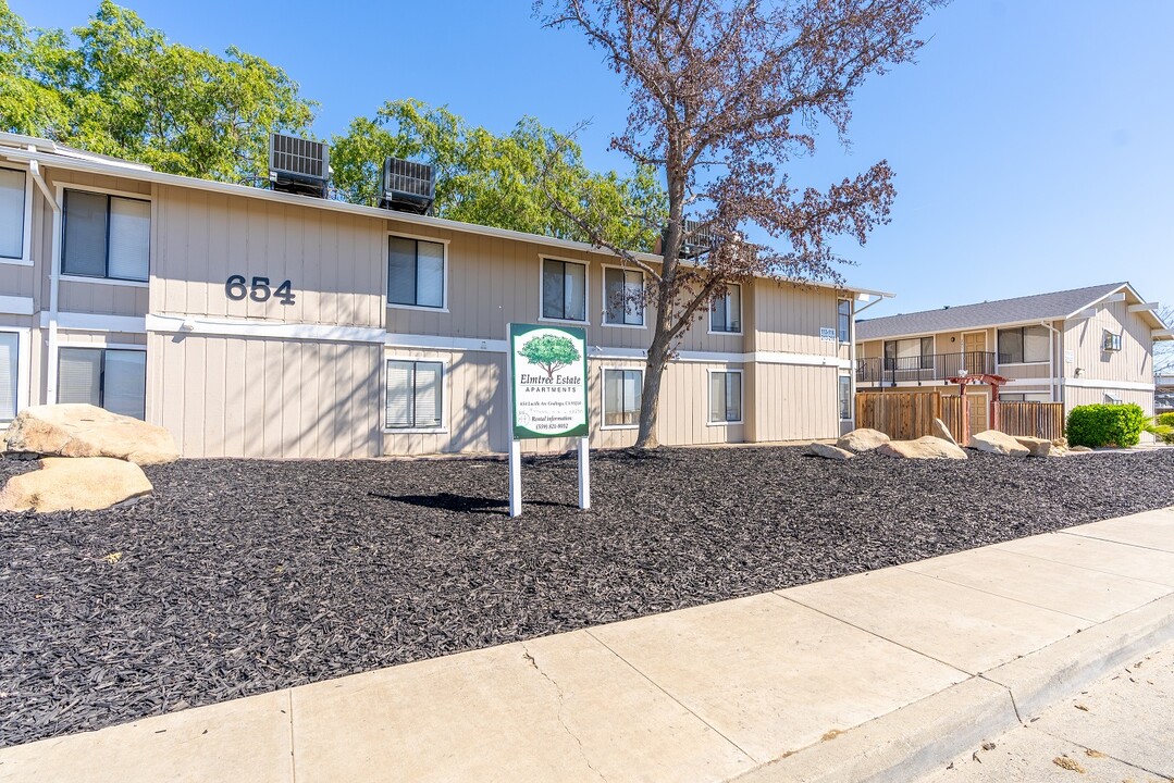 The Elm Tree Estates in Coalinga, CA - Building Photo