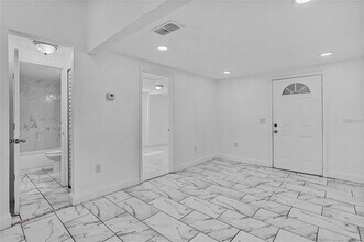 906 Celery Ave in Sanford, FL - Building Photo - Building Photo