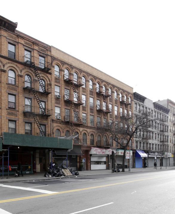 255-259 W 116th St in New York, NY - Building Photo