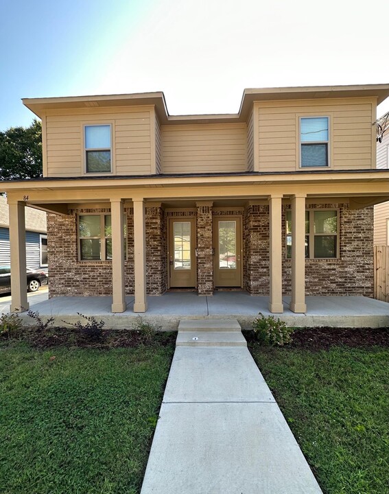 102 N Rembert St in Memphis, TN - Building Photo