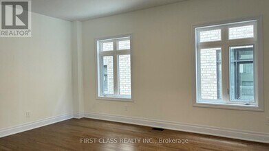 89 Archerhill Ct in Aurora, ON - Building Photo - Building Photo