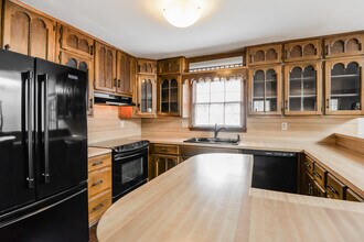 101 Moss Rock Ln in Irondale, AL - Building Photo - Building Photo