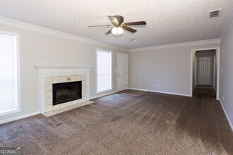 141 Brownsmill Dr in Grayson, GA - Building Photo - Building Photo