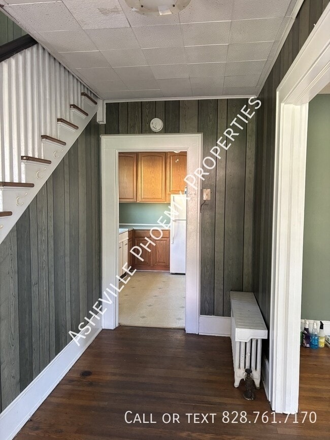 31 Lucerne Ave in Asheville, NC - Building Photo - Building Photo