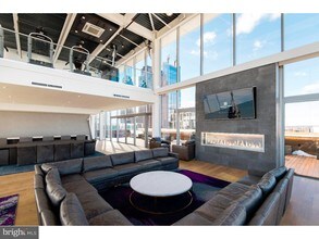 200 N 16th St-Unit -1519 in Philadelphia, PA - Building Photo - Building Photo