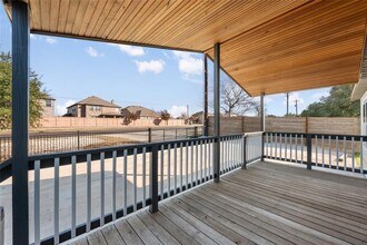 624 S Old Stagecoach Rd in Kyle, TX - Building Photo - Building Photo