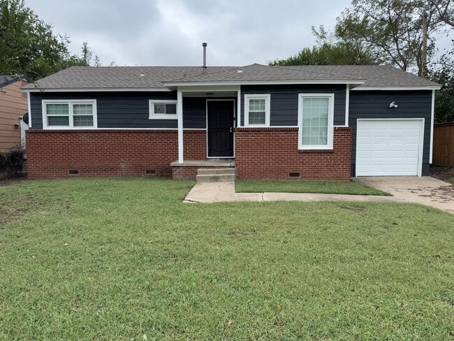 property at 4376 N Frankfort Pl