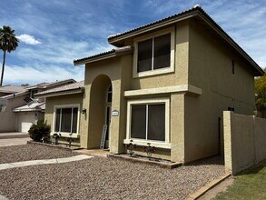 1420 E Countrywalk Ln in Chandler, AZ - Building Photo - Building Photo