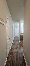 2715 Meadow Knoll Dr in Charlotte, NC - Building Photo - Building Photo