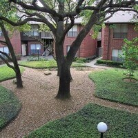 3130 Walnut Bend Ln photo'