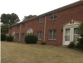 1414 Chatham Heights Rd, Unit 1 in Martinsville, VA - Building Photo