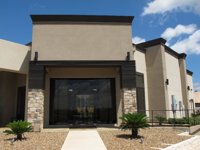 6201 Grissom Rd in San Antonio, TX - Building Photo - Building Photo