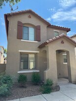 3800 E Santa Fe Ln in Gilbert, AZ - Building Photo