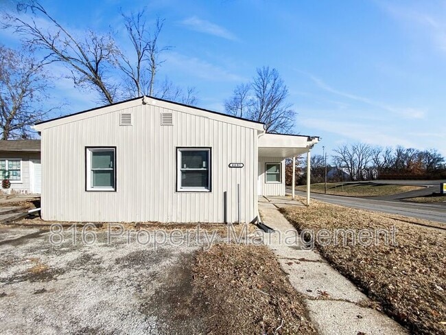 property at 4802 Locust Ave