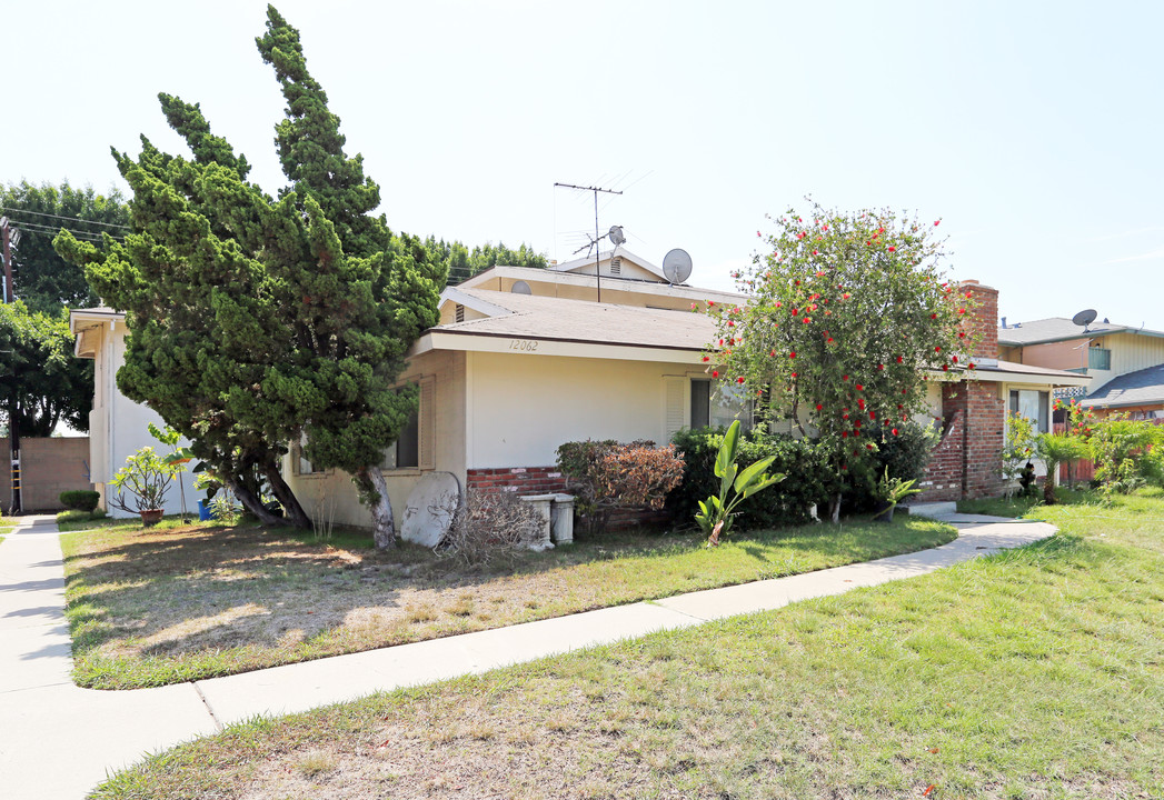 12062 Laguna St in Garden Grove, CA - Building Photo