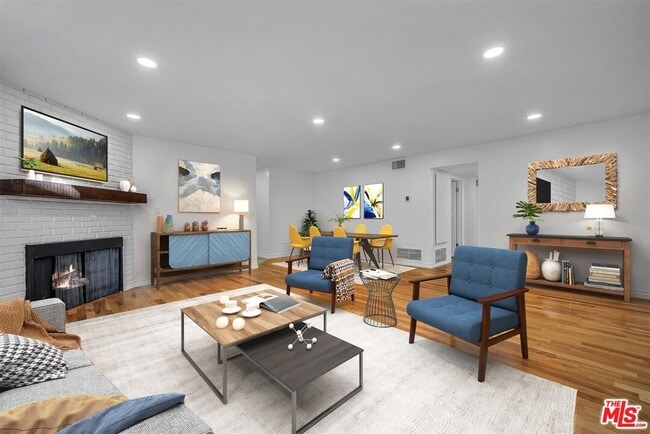property at 927 21st St
