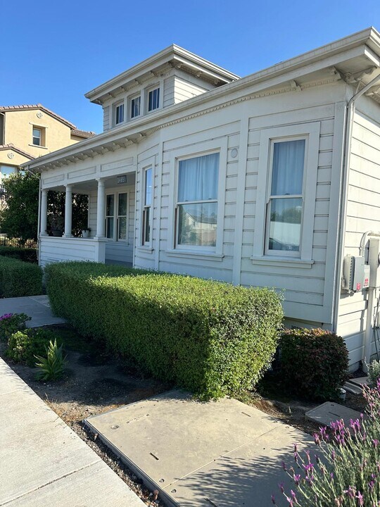 34651 Fremont Blvd in Fremont, CA - Building Photo