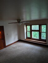 206 Oak St in Darien, WI - Building Photo