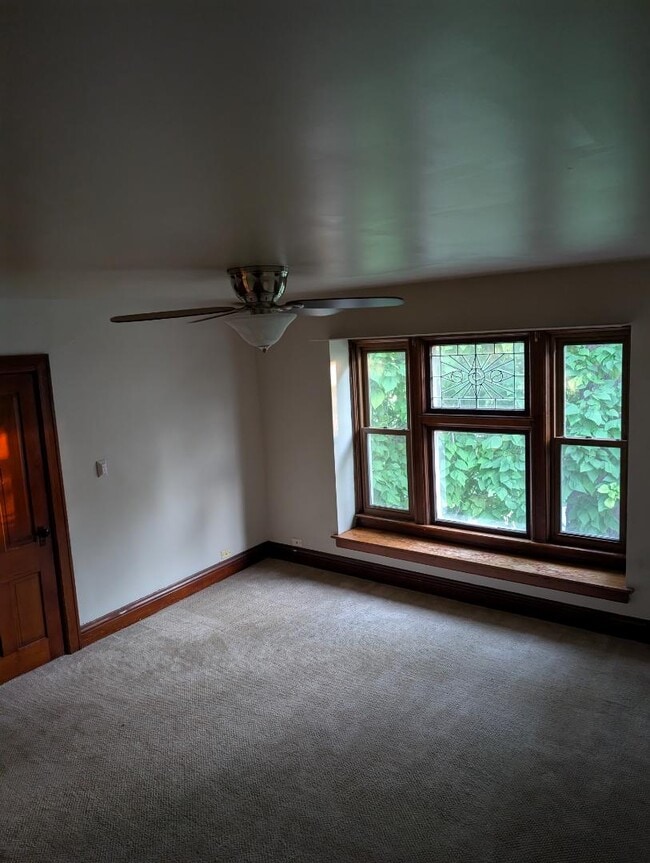 property at 206 Oak St