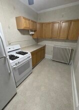 372 North St, Unit 3 in Elgin, IL - Foto de edificio - Building Photo