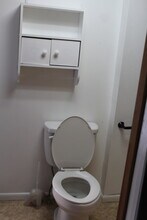 6326 NY-23, Unit 2 in South New Berlin, NY - Foto de edificio - Building Photo