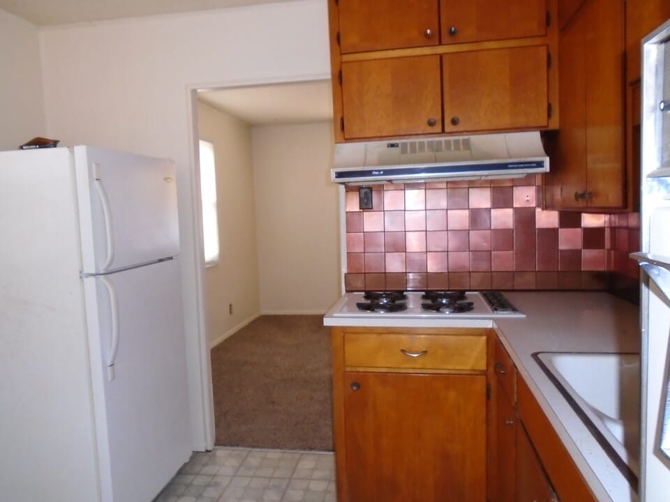 1814 S 22nd St in St. Joseph, MO - Building Photo