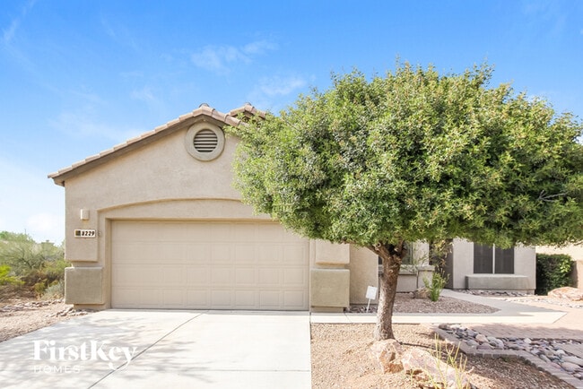 property at 8229 N Sombrero Point Dr