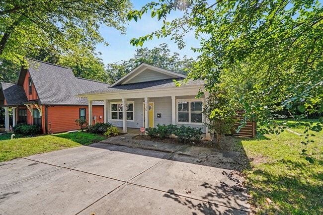 property at 1220 Fairmont St