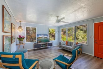 1736 Ahina Rd in Lihue, HI - Building Photo - Building Photo