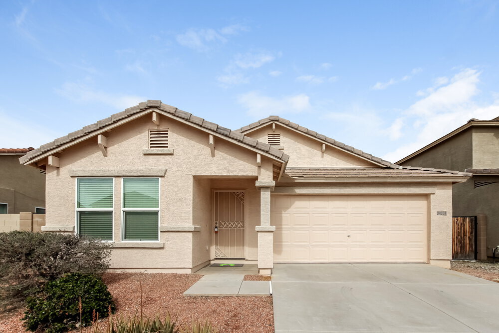 24224 W Desert Bloom St in Buckeye, AZ - Building Photo